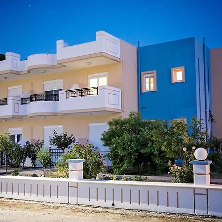 Nephele Apartments فاليراكي المظهر الخارجي الصورة