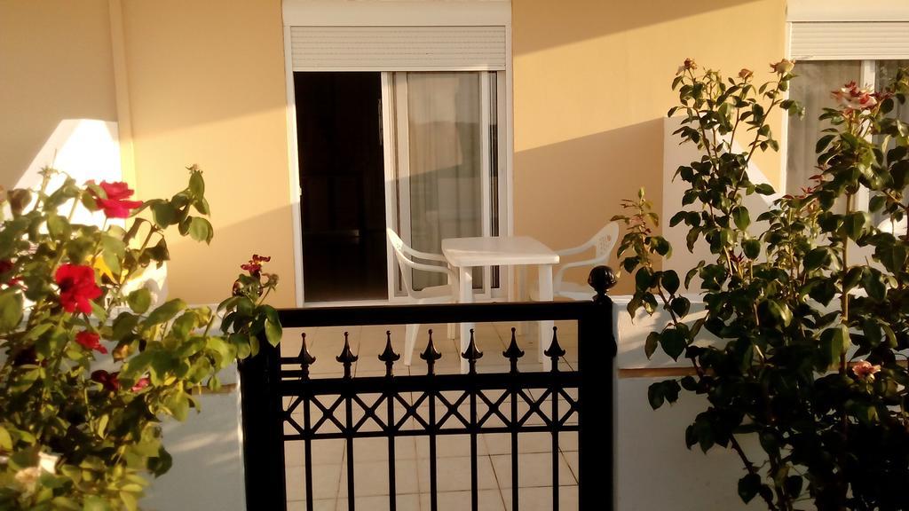 Nephele Apartments فاليراكي المظهر الخارجي الصورة