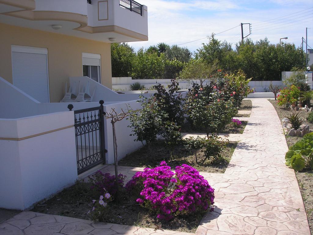 Nephele Apartments فاليراكي المظهر الخارجي الصورة