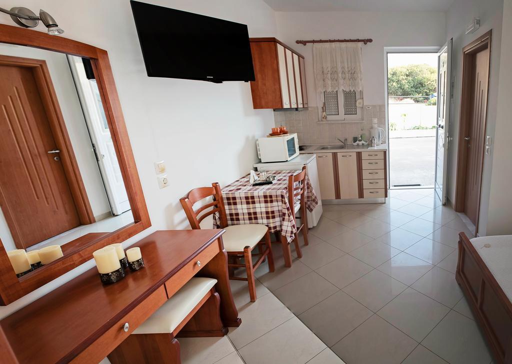 Nephele Apartments فاليراكي المظهر الخارجي الصورة