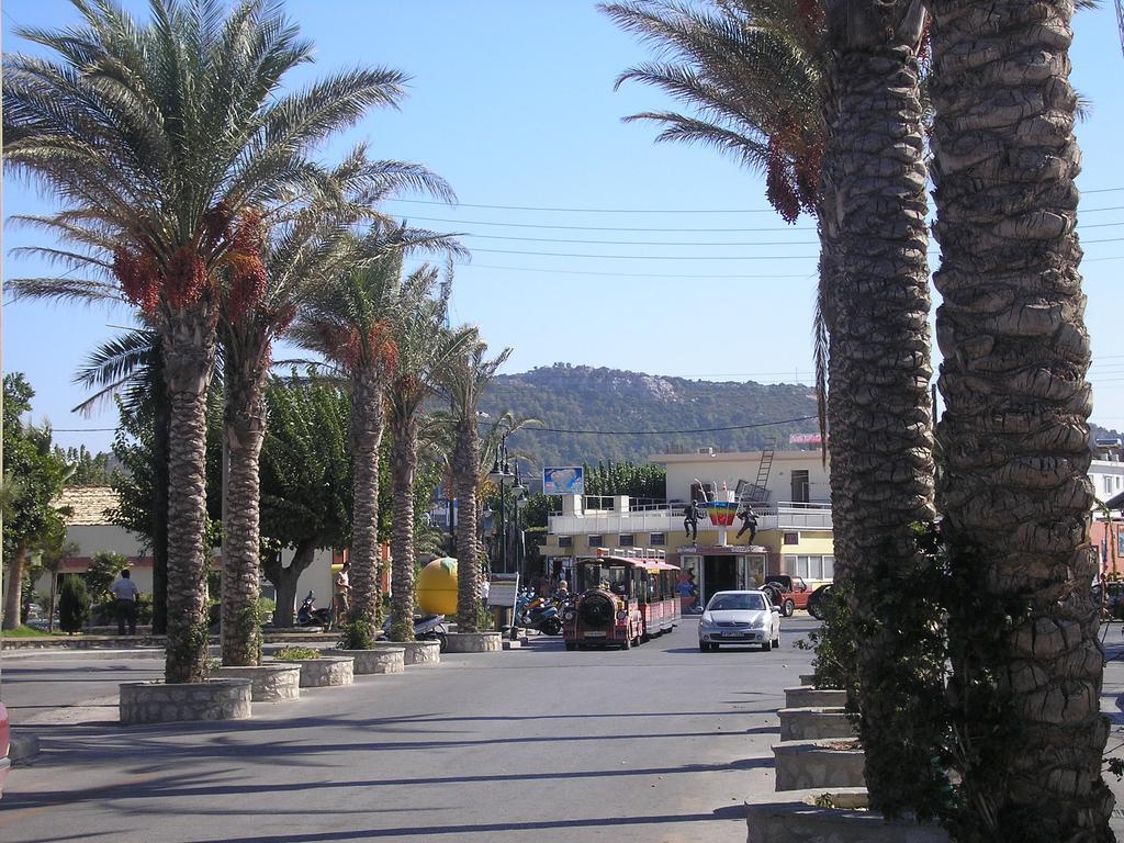 Nephele Apartments فاليراكي المظهر الخارجي الصورة