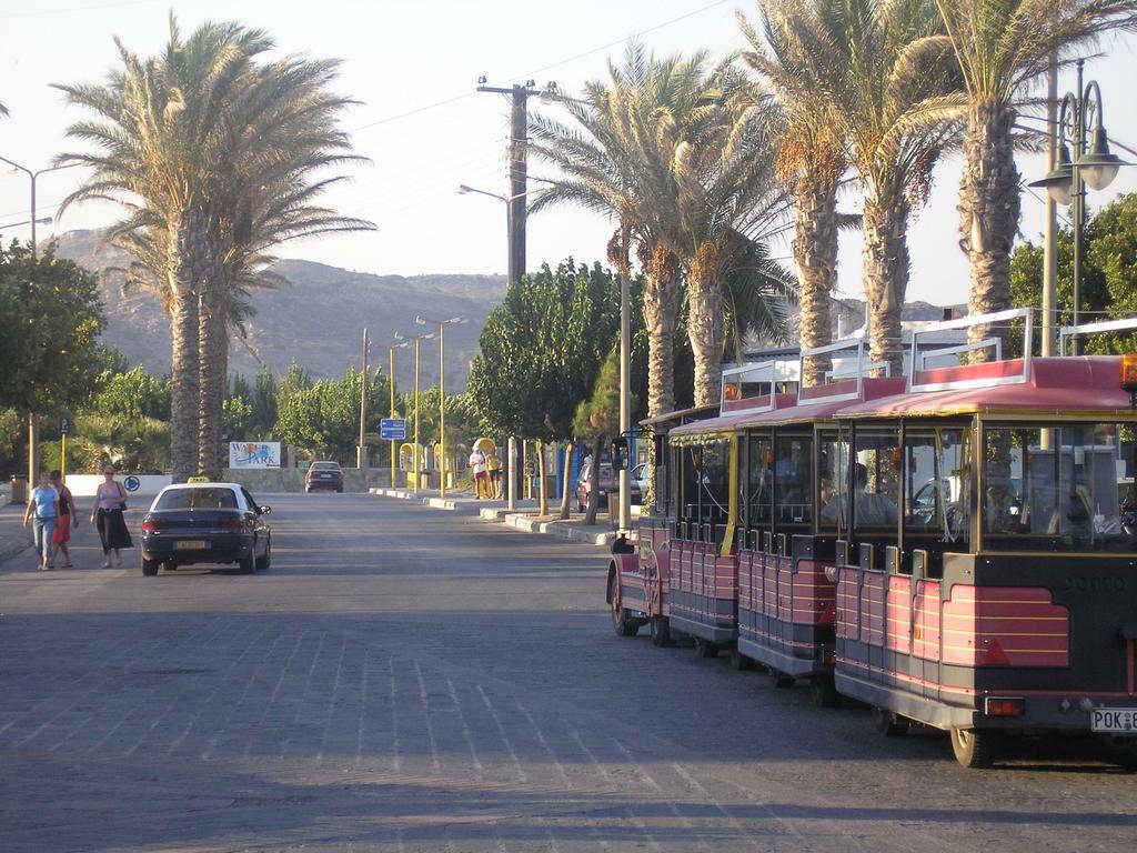 Nephele Apartments فاليراكي المظهر الخارجي الصورة