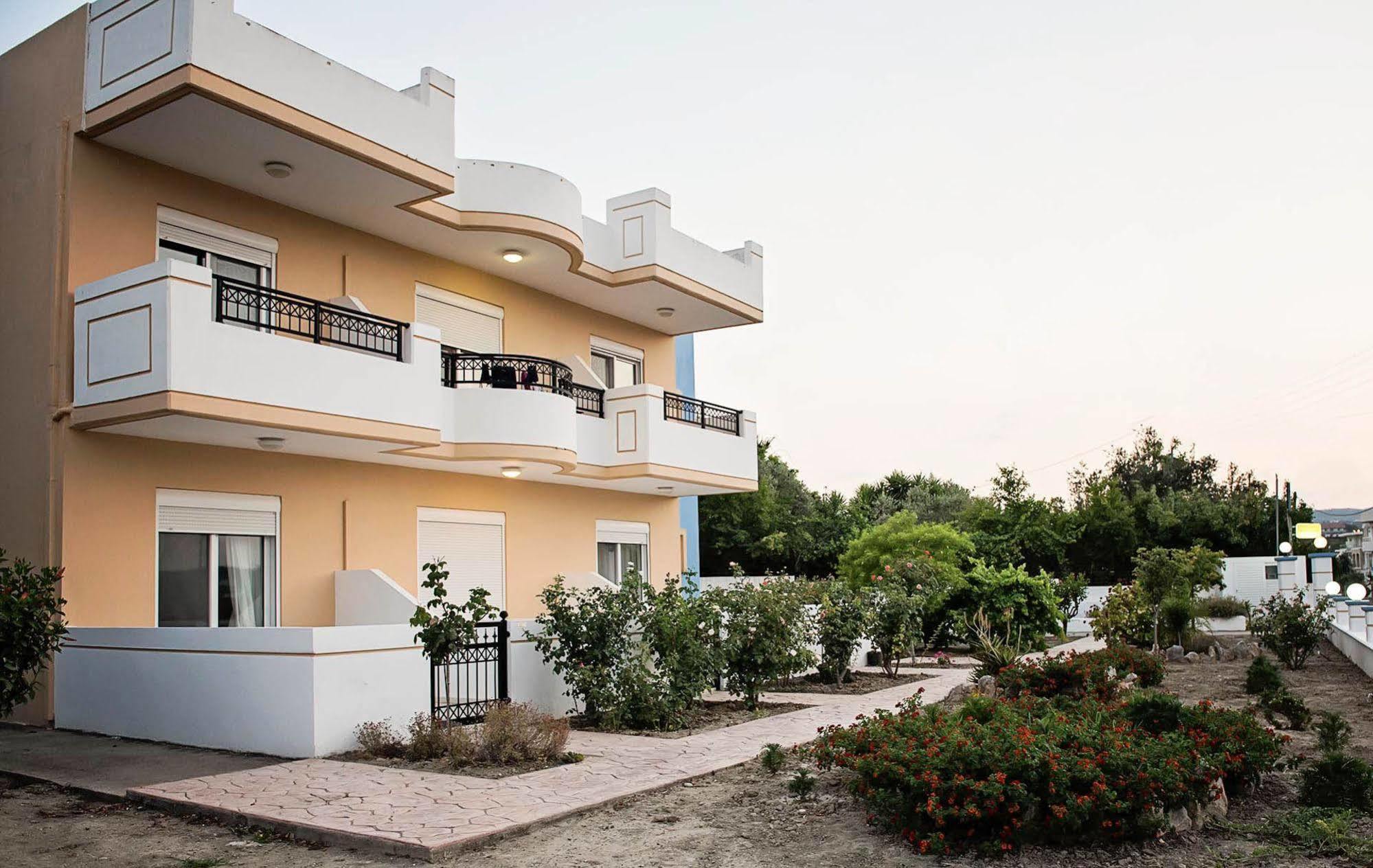 Nephele Apartments فاليراكي المظهر الخارجي الصورة