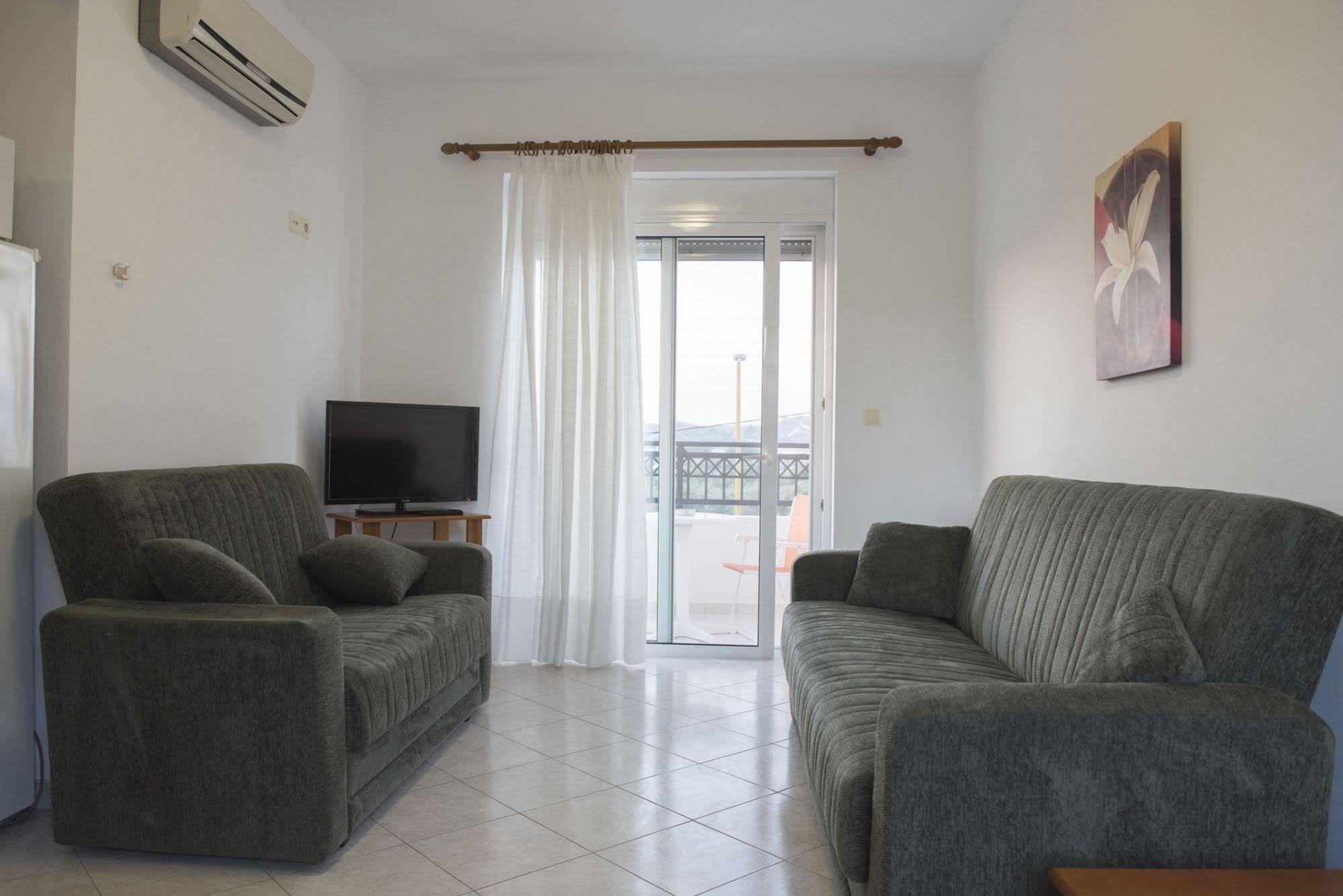 Nephele Apartments فاليراكي المظهر الخارجي الصورة