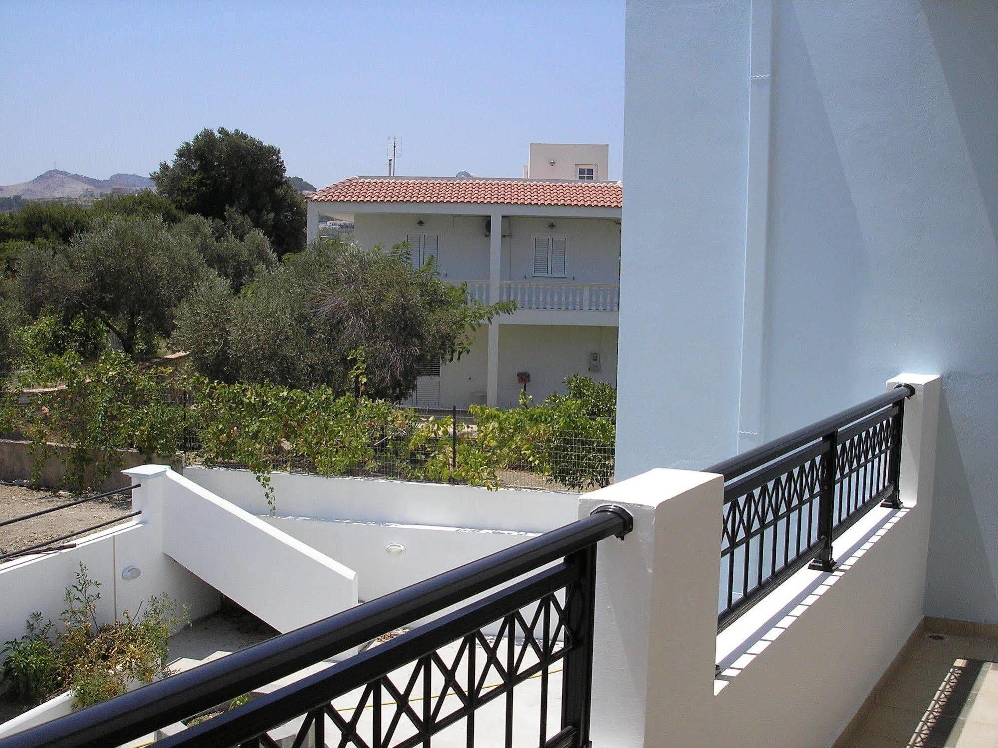 Nephele Apartments فاليراكي المظهر الخارجي الصورة