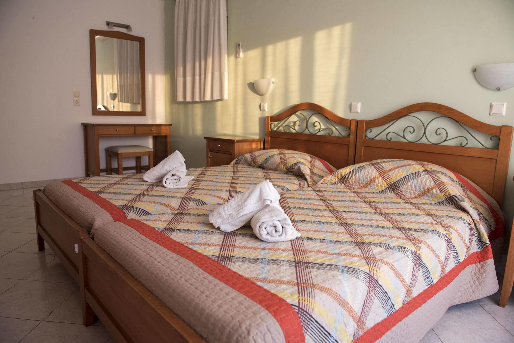 Nephele Apartments فاليراكي المظهر الخارجي الصورة