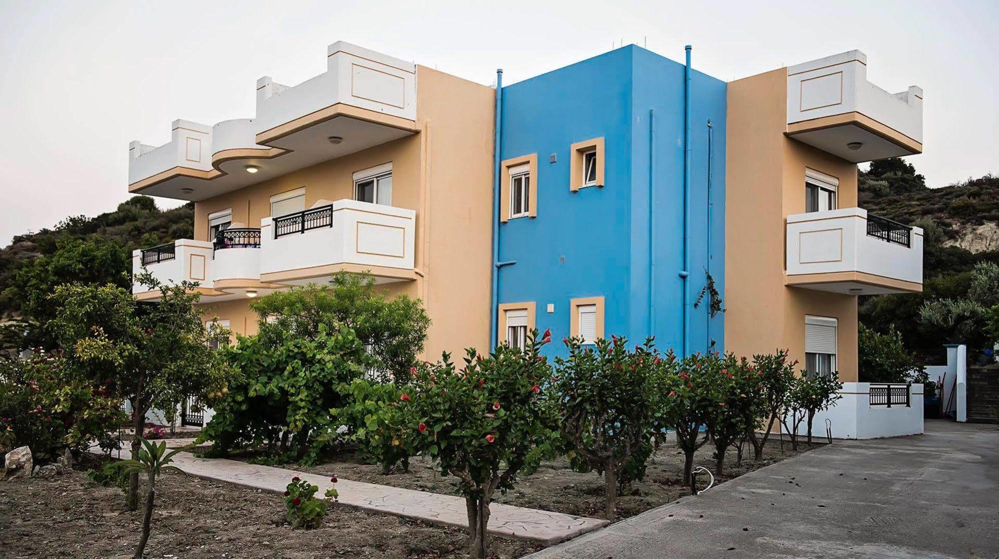 Nephele Apartments فاليراكي المظهر الخارجي الصورة